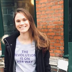 Meet your Posher, Dani